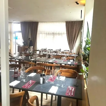 Piazza Marina Chic *